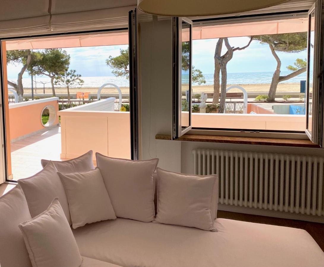 Appartamento Fronte Mare Villa Lory 리그나노 사비아도로 외부 사진